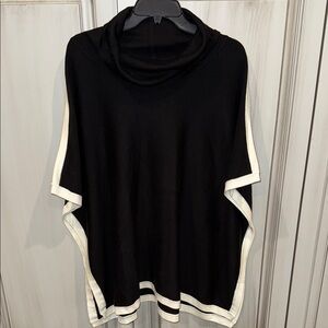 NWT Calvin Klein Knit Poncho size small